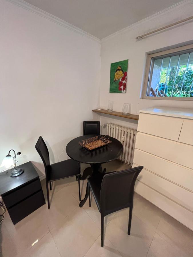 Monolocale A Mostacciano Apartamento Roma Exterior foto